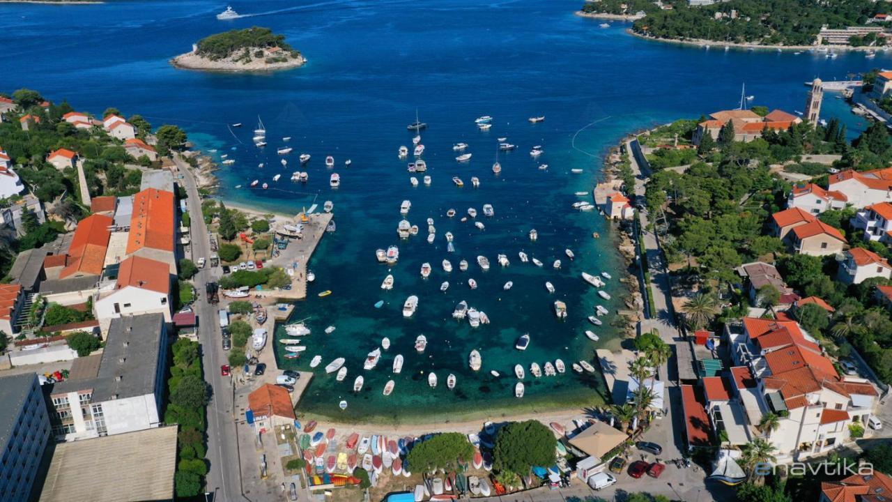 Luxury Apartment Veronika Hvar Town Luaran gambar