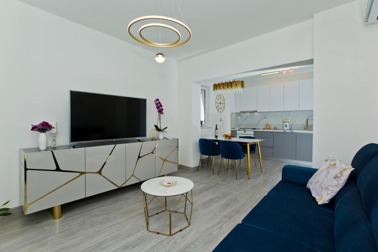 Luxury Apartment Veronika Hvar Town Luaran gambar